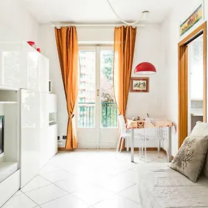 San Siro Stadium Garden Flat Appartamento